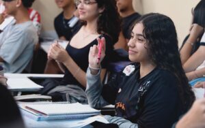 O Júlio Verne Centro de Estudos entende a educação como um processo amplo, humano e conectado com a vida real. Por reunir esses valores na prática, o colégio se consolida como a melhor escola de Diadema e a melhor opção para quem busca uma formação sólida e significativa